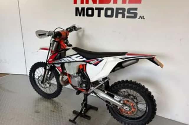 KTM 250 EXC TPI (2019) thumbnail 6