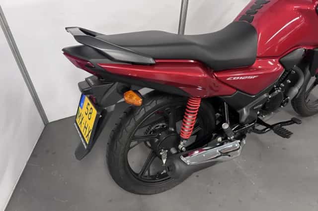 Honda CB 125 F (2025) thumbnail 4
