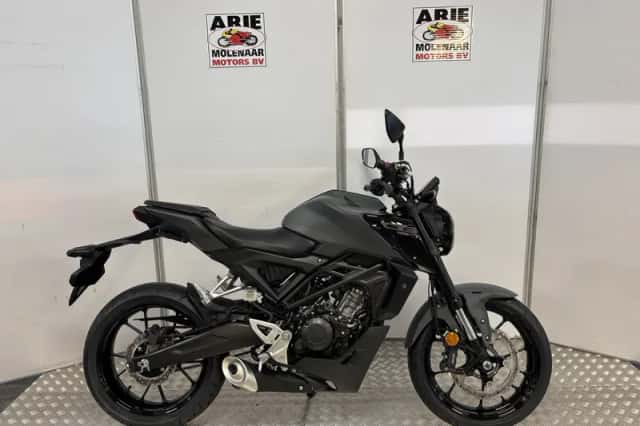 Honda CB125R (2026) thumbnail 1