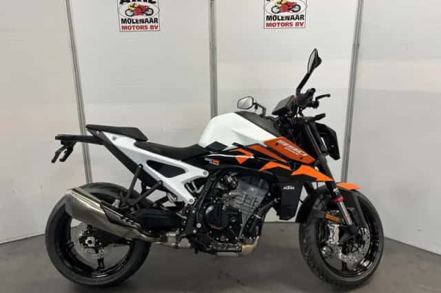 KTM 990 Duke (2026) thumbnail 1