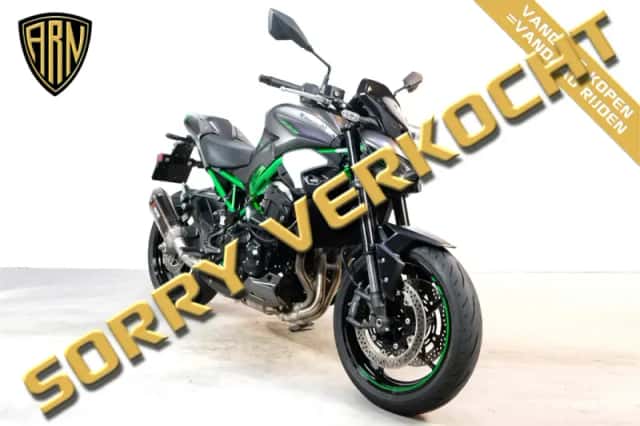 Kawasaki Z 900 (2025) thumbnail 2