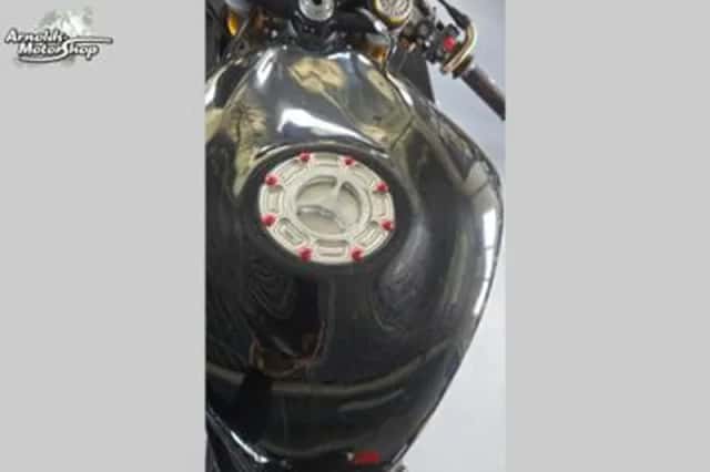 Suzuki GSX-R1000 (2006) thumbnail 6