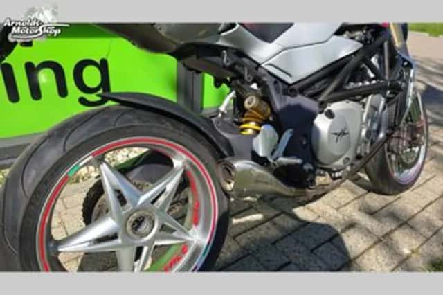 MV Agusta Brutale 750 (2005) thumbnail 4