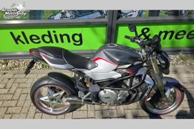 MV Agusta Brutale 750 (2005) thumbnail 5