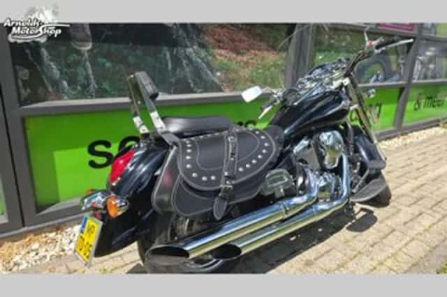 Kawasaki VN 900 Classic (2006) thumbnail 3