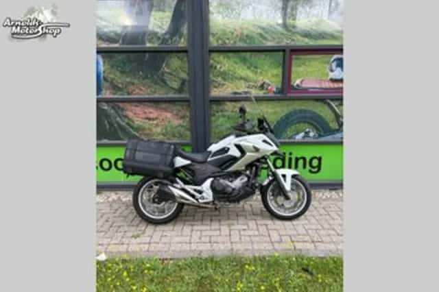 Honda NC750X (2017) thumbnail 1