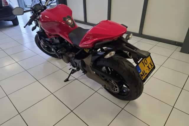 Ducati Monster 821 Stripe (2015) thumbnail 5