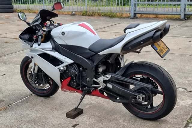 Yamaha Yzf (2008) thumbnail 6