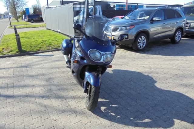 Triumph Trophy 1200 (1997) thumbnail 2