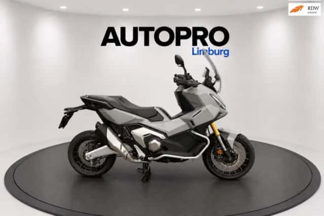 Honda NC 750 Scooter X-ADV (2025) thumbnail 1