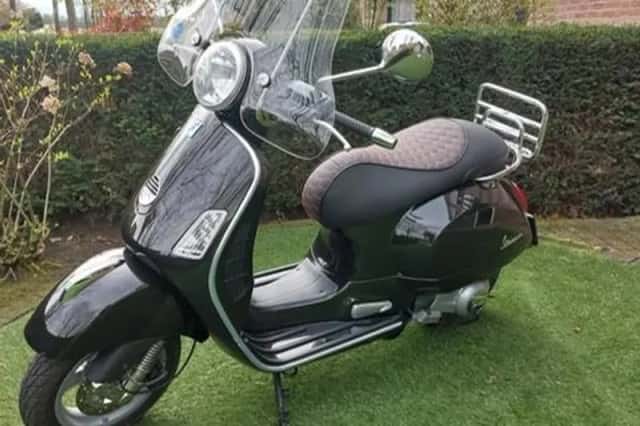 Vespa GTS 125 (2010) thumbnail 1