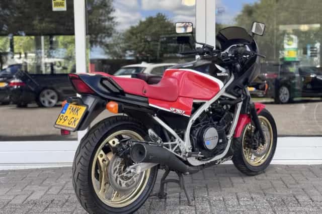 Honda VF 750 F (1985) thumbnail 6