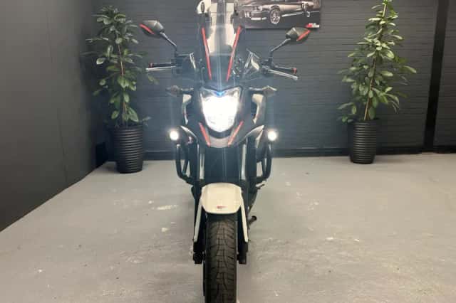Honda NC700X (2012) thumbnail 2