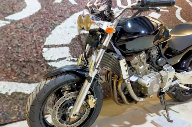 Honda CB600F (1998) thumbnail 4
