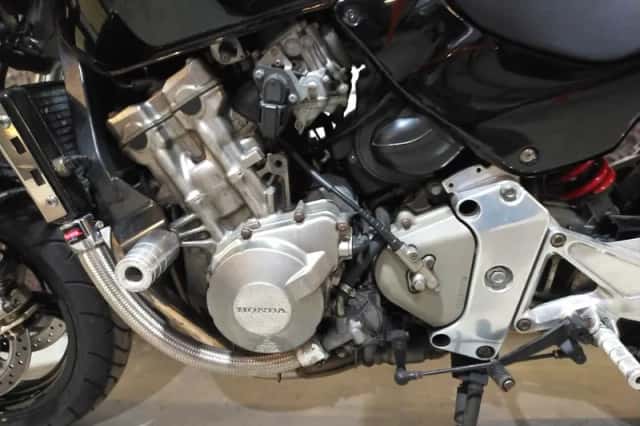 Honda CB600F (1998) thumbnail 6