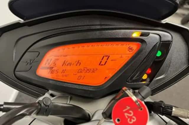 MV Agusta Dragster 800 (2014) thumbnail 2