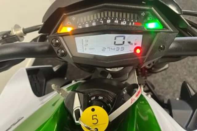 Kawasaki Z1000 (2016) thumbnail 2