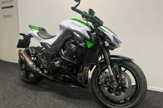 Kawasaki Z1000 (2016) thumbnail 4