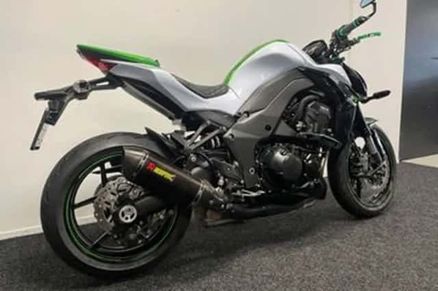 Kawasaki Z1000 (2016) thumbnail 5