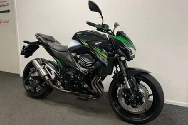 Kawasaki Z800 (2016) thumbnail 3