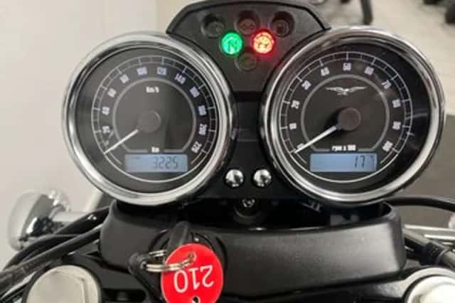Moto Guzzi V7 (2008) thumbnail 2