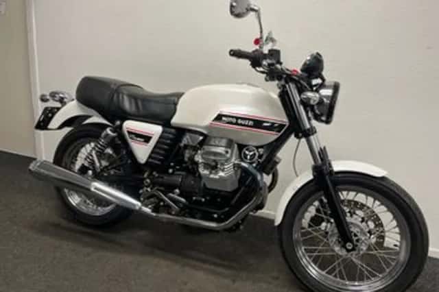 Moto Guzzi V7 (2008) thumbnail 3