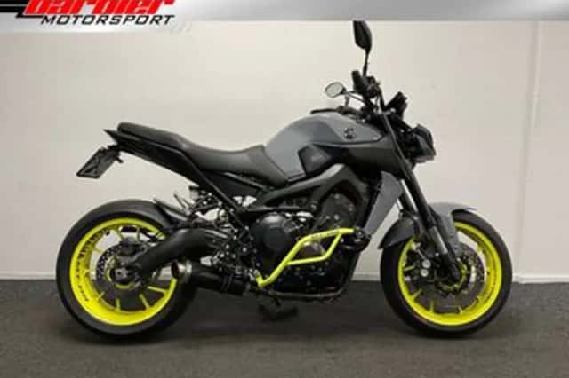 Yamaha MT-09 (2017) thumbnail 1