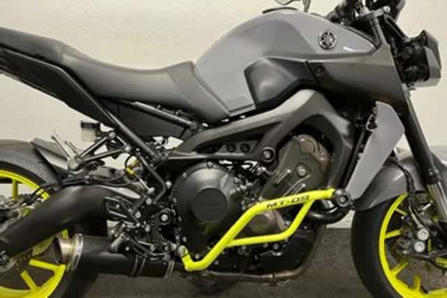Yamaha MT-09 (2017) thumbnail 6