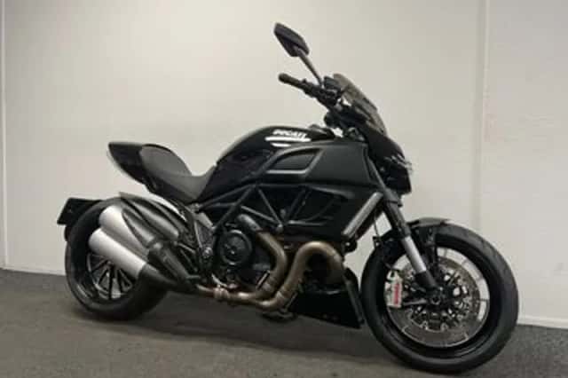 Ducati Diavel (2011) thumbnail 4