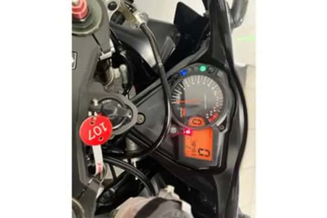 Suzuki GSX-R1000 (2006) thumbnail 2