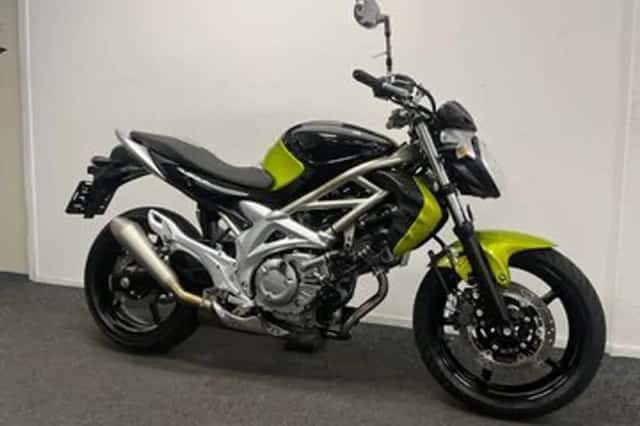 Suzuki Gladius (2009) thumbnail 4