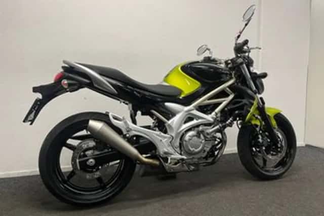 Suzuki Gladius (2009) thumbnail 5