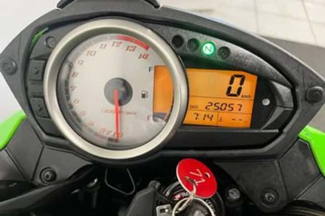 Kawasaki Z750 (2012) thumbnail 2