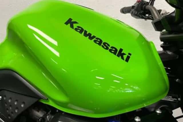 Kawasaki Z750 (2012) thumbnail 3
