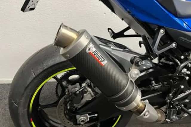 Suzuki GSX-R1000 (2018) thumbnail 2