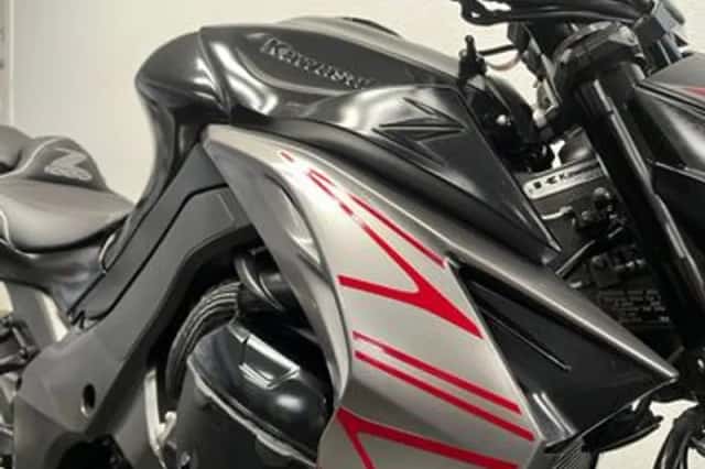 Kawasaki Z1000 (2019) thumbnail 3