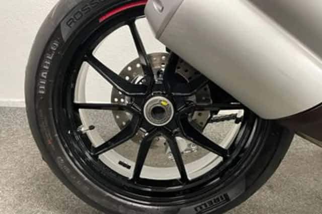 Ducati M 1100 EVO (2011) thumbnail 6