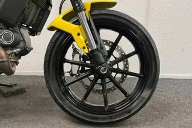 Ducati Scrambler Icon (2017) thumbnail 6