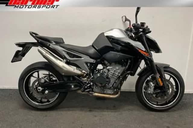 KTM 790 Duke (2018) thumbnail 1