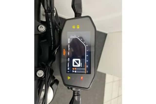 KTM 790 Duke (2018) thumbnail 2