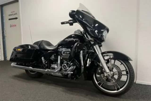 Harley-Davidson Street Glide Special (2017) thumbnail 4