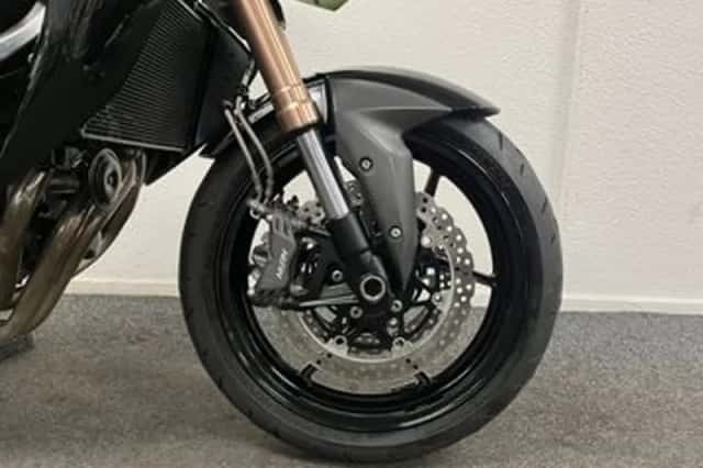 Kawasaki Z 750R (2011) thumbnail 6