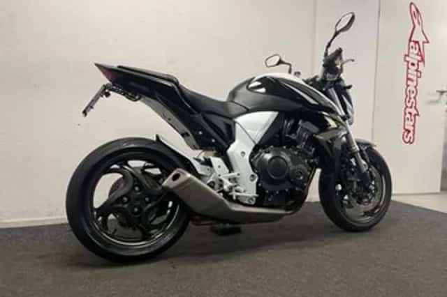 Honda CB1000R (2015) thumbnail 5