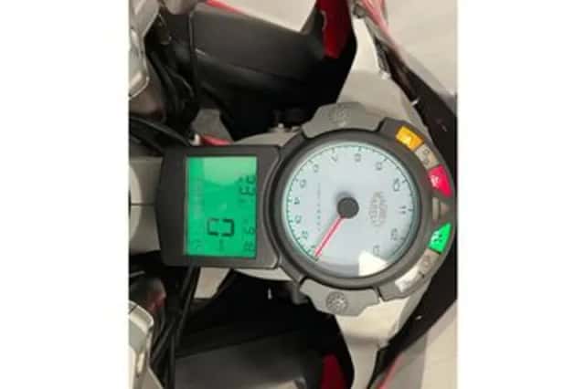 Ducati 999 (2003) thumbnail 2