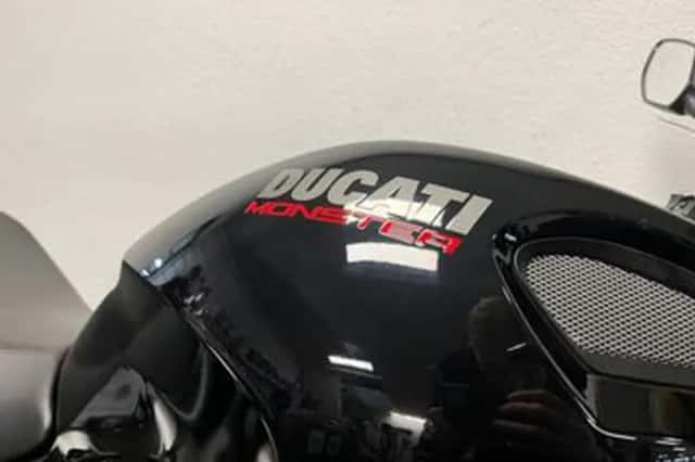 Ducati M 1100 EVO (2011) thumbnail 3