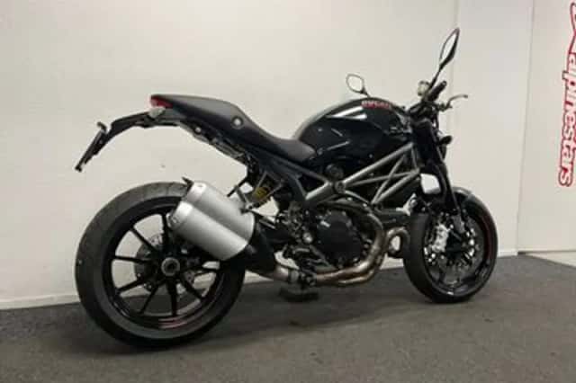 Ducati M 1100 EVO (2011) thumbnail 5