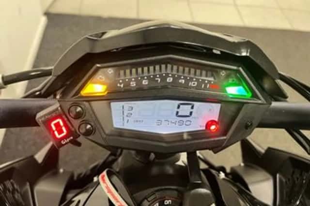 Kawasaki Z1000 (2015) thumbnail 2