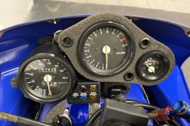 Honda NSR 250 R (1992) thumbnail 4