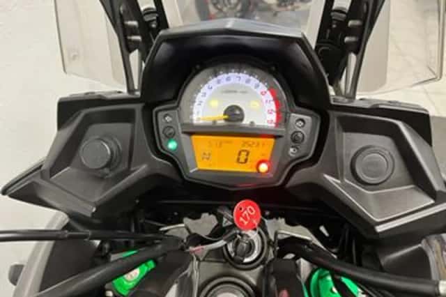 Kawasaki Versys 650 (2017) thumbnail 2
