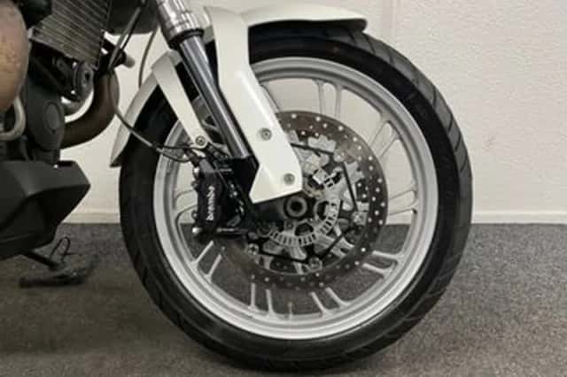 Moto Guzzi Stelvio (2015) thumbnail 6